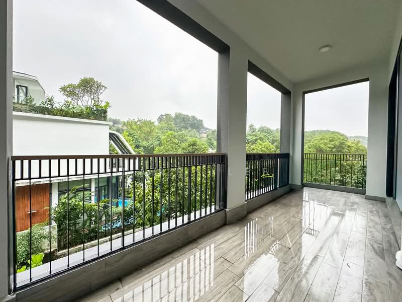 Mayfair Gardens, 8 Rifle Range Road, 3 Bedrooms, 1,066 sqft, Condominium For Rent, by Larry Lee, 500140465 - Balcony - PropertyGuru.com.sg