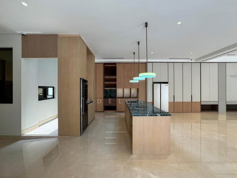 Serangoon / Sommerville / Braddell / Wolskel / Jalan Riang / Bukit Arang / Vaughan, Macpherson / Potong Pasir, 7 Bedrooms, 7,517 sqft, Detached House For Sale, by ADELYN YEW, 500140472 - Kitchen - PropertyGuru.com.sg