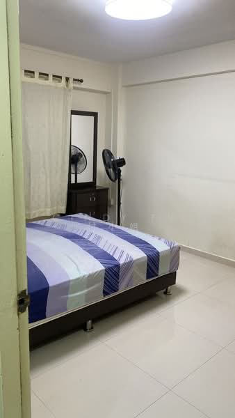 76 Lorong Limau, 76 Lorong Limau, Room Rental, 140 sqft, HDB Flat For Rent, by Cindy Fu 付小姐, 500140478 - Bedroom - PropertyGuru.com.sg