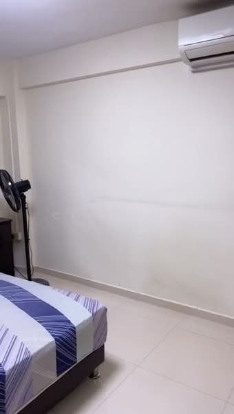 76 Lorong Limau, 76 Lorong Limau, Room Rental, 140 sqft, HDB Flat For Rent, by Cindy Fu 付小姐, 500140478 - Bedroom - PropertyGuru.com.sg