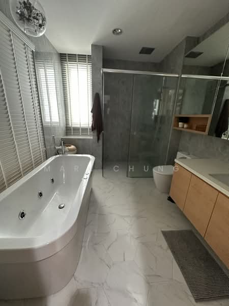Near Kembangan MRT! Renovated Semi-D for sale, Lengkong Lima, 4 Bedrooms, 3,500 sqft, Semi-Detached House For Sale, by Mark Chung, 500140488 - Bathroom - PropertyGuru.com.sg