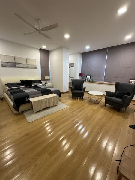 Near Kembangan MRT! Renovated Semi-D for sale, Lengkong Lima, 4 Bedrooms, 3,500 sqft, Semi-Detached House For Sale, by Mark Chung, 500140488 - Bedroom - PropertyGuru.com.sg