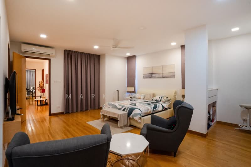 Near Kembangan MRT! Renovated Semi-D for sale, Lengkong Lima, 4 Bedrooms, 3,500 sqft, Semi-Detached House For Sale, by Mark Chung, 500140488 - Bedroom - PropertyGuru.com.sg