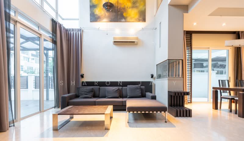 The Springside, Springside Walk, 5 Bedrooms, 2,491 sqft, Terraced House For Sale, by Sharon Jany, 500140518 - Living Room - PropertyGuru.com.sg