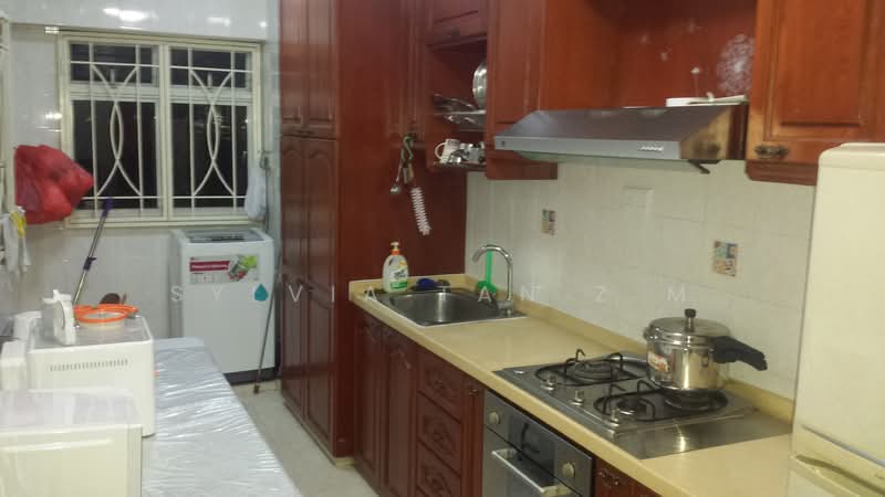 387 Bukit Batok West Avenue 5, 387 Bukit Batok West Avenue 5, 3 Bedrooms, 990 sqft, HDB Flat For Rent, by Sylvia Tan Z M, 500140523 - Kitchen - PropertyGuru.com.sg