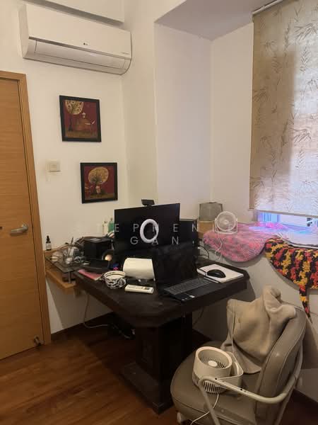 Regal 35, 15 Lorong 35 Geylang, 2 Bedrooms, 947 sqft, Apartment For Rent, by Stephenie Gan, 500140525 - Study - PropertyGuru.com.sg