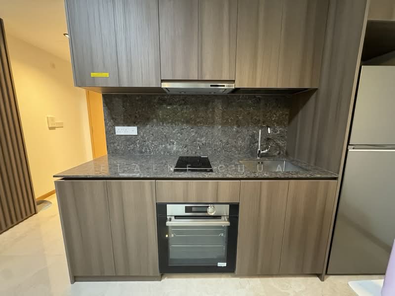 Fyve Derbyshire, 5 Derbyshire Road, 2 Bedrooms, 657 sqft, Condominium For Rent, by Elaine Chua, 500140528 - Kitchen - PropertyGuru.com.sg