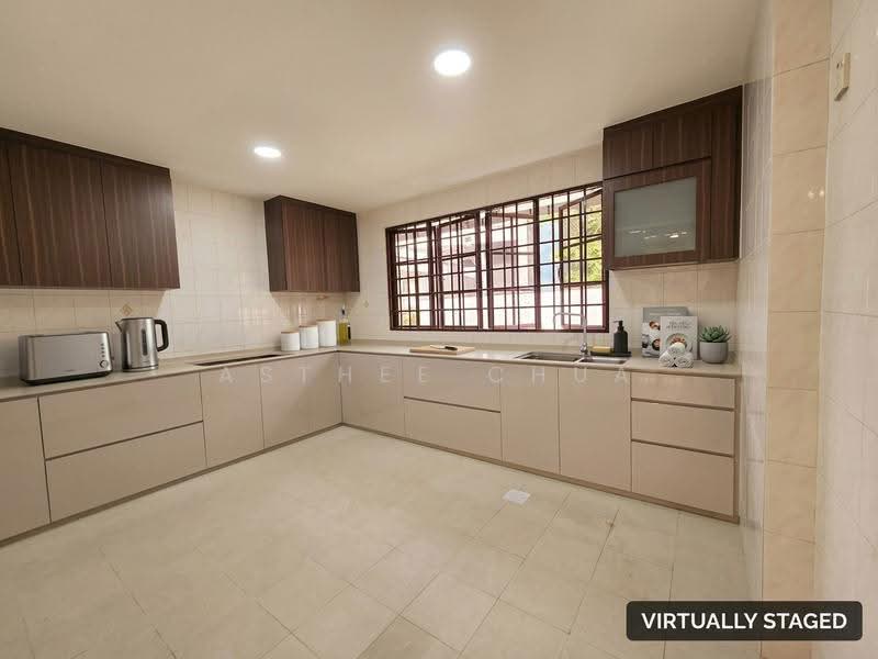 lynwood grove, LYNWOOD GROVE, Macpherson / Potong Pasir, 5 Bedrooms, 2,800 sqft, Detached House For Rent, by Asthee Chua, 500140532 - Kitchen - PropertyGuru.com.sg