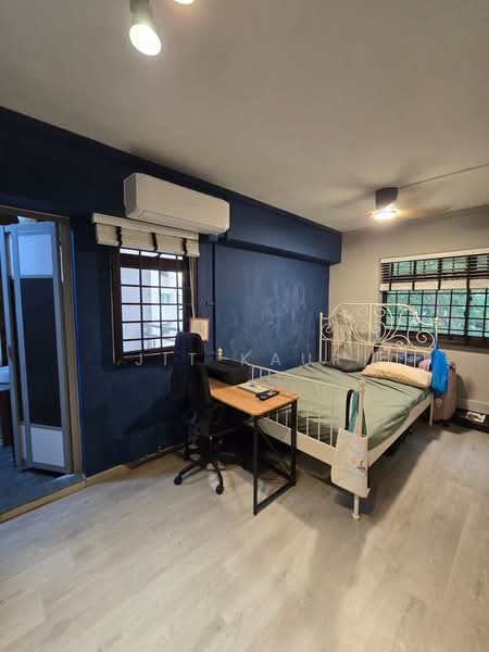 223C Compassvale Walk, 223C Compassvale Walk, 3 Bedrooms, 1,302 sqft, HDB Flat For Sale, by Jit Kaur, 500140544 - Bedroom - PropertyGuru.com.sg