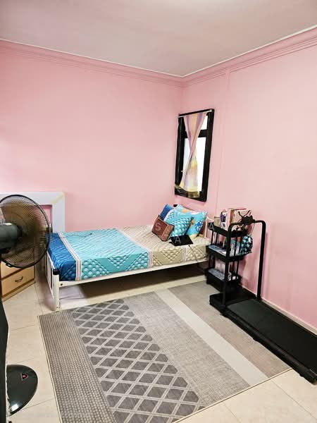 664C Jurong West Street 64, 664C Jurong West Street 64, 3 Bedrooms, 1,182 sqft, HDB Flat For Sale, by Norsila Ghazali, 500140547 - Bedroom - PropertyGuru.com.sg