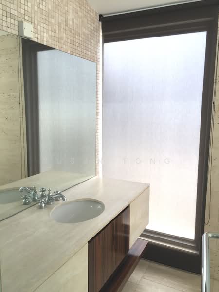 Trevose 12, Trevose Crescent, 4 Bedrooms, 9,300 sqft, Detached House For Rent, by Susan Tong, 500140558 - Bathroom - PropertyGuru.com.sg