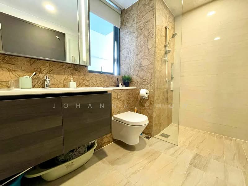 Sims Urban Oasis, 2 Sims Drive, 2 Bedrooms, 624 sqft, Condominium For Rent, by Johanna Chow, 500140565 - Bathroom - PropertyGuru.com.sg