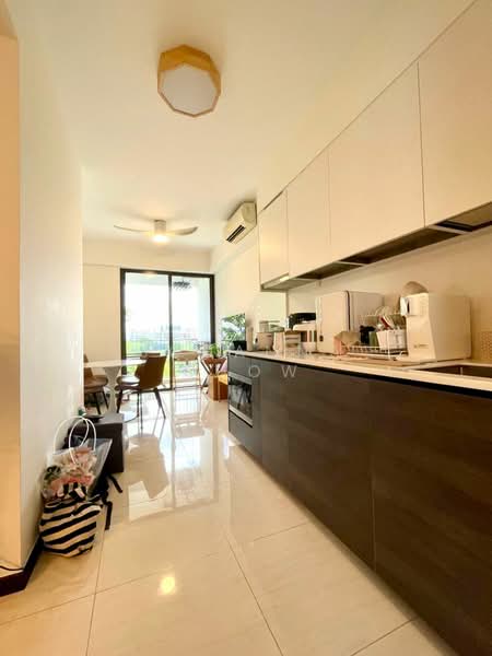 Sims Urban Oasis, 2 Sims Drive, 2 Bedrooms, 624 sqft, Condominium For Rent, by Johanna Chow, 500140565 - Kitchen - PropertyGuru.com.sg