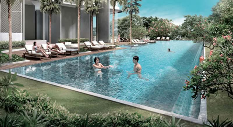 Espada, 48 Saint Thomas Walk, 1 Bedroom, 355 sqft, Condominium For Sale, by Brandz Lim, 500140579 - Pool - PropertyGuru.com.sg