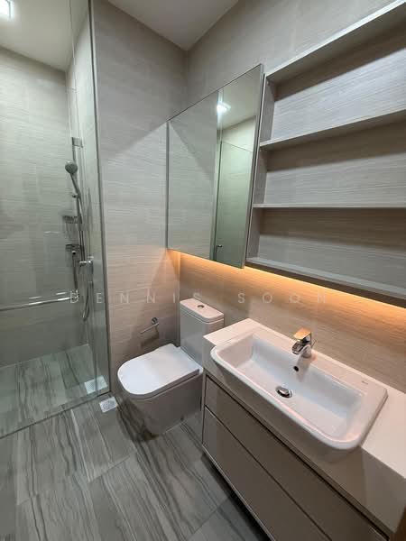 Alex Residences, 28 Alexandra View, 2 Bedrooms, 678 sqft, Apartment For Rent, by Dennis Soon, 500140583 - Bathroom - PropertyGuru.com.sg