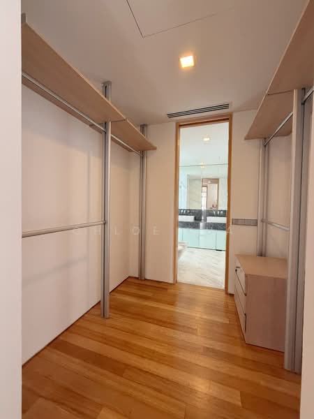 Skypark @ Somerset, 22 Saint Thomas Walk, 4 Bedrooms, 3,347 sqft, Apartment For Rent, by Chloe Kua, 500140586 - Bathroom - PropertyGuru.com.sg