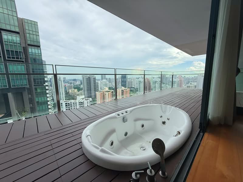 Skypark @ Somerset, 22 Saint Thomas Walk, 4 Bedrooms, 3,347 sqft, Apartment For Rent, by Chloe Kua, 500140586 - Balcony - PropertyGuru.com.sg