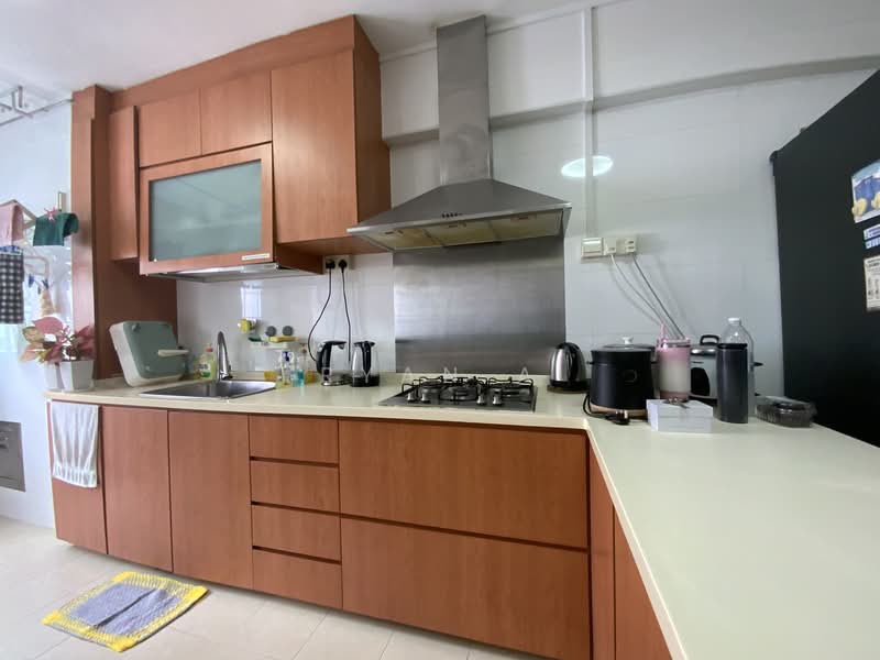 164 Tampines Street 12, 164 Tampines Street 12, 3 Bedrooms, 1,141 sqft, HDB Flat For Sale, by Ryan A, 500140594 - Kitchen - PropertyGuru.com.sg