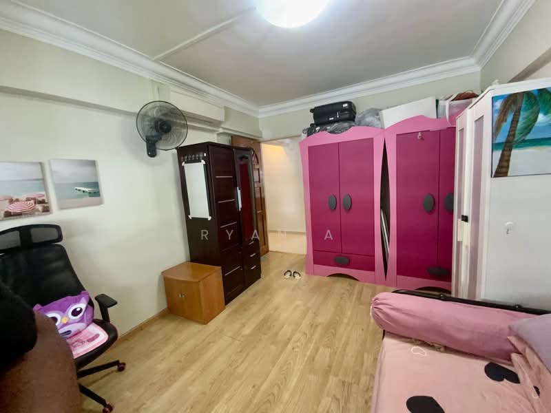 164 Tampines Street 12, 164 Tampines Street 12, 3 Bedrooms, 1,141 sqft, HDB Flat For Sale, by Ryan A, 500140594 - Bedroom - PropertyGuru.com.sg