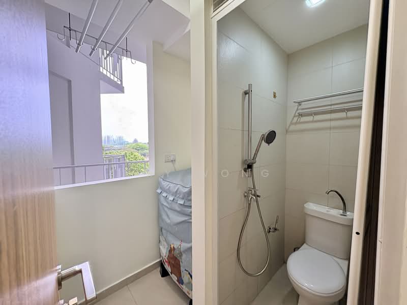 FLO Residence, 11 Punggol Field Walk, 4 Bedrooms, 1,345 sqft, Condominium For Sale, by Emy Wong, 500140633 - Yard - PropertyGuru.com.sg