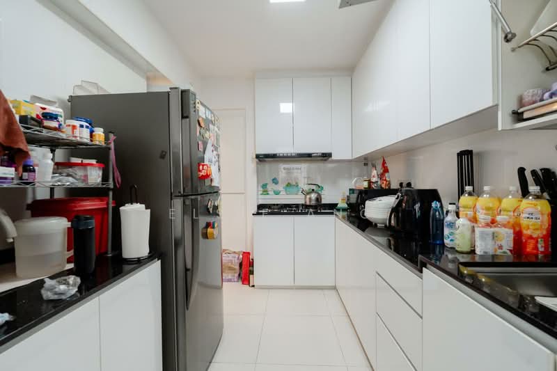 604B Tampines Avenue 9, 604B Tampines Avenue 9, 3 Bedrooms, 990 sqft, HDB Flat For Sale, by Elsie Ang, 500140638 - Kitchen - PropertyGuru.com.sg