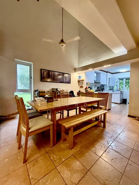 Pine Grove, 1M Pine Grove, 3 Bedrooms, 1,927 sqft, Condominium For Sale, by Alliston Chung, 500140644 - Dining Room - PropertyGuru.com.sg
