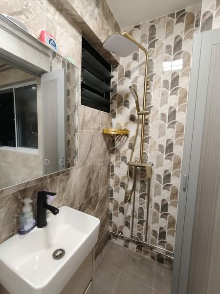626 Yishun Street 61, 626 Yishun Street 61, Room Rental, 150 sqft, HDB Flat For Rent, by Doris Kang, 500140645 - Bathroom - PropertyGuru.com.sg