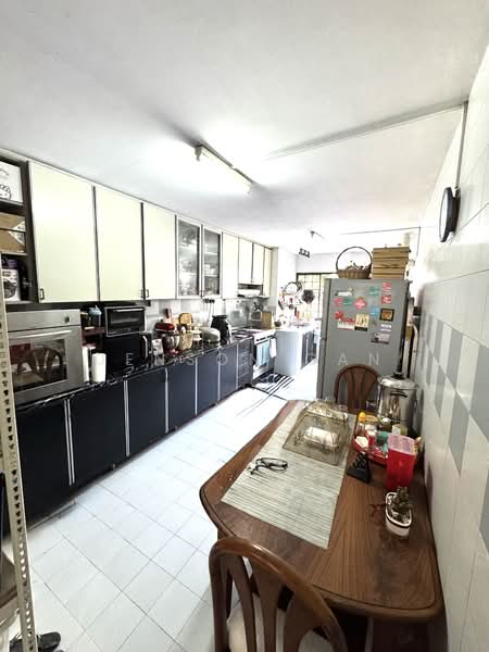334 Clementi Avenue 2, 334 Clementi Avenue 2, 3 Bedrooms, 990 sqft, HDB Flat For Sale, by Jenson Gan, 500140646 - PropertyGuru.com.sg