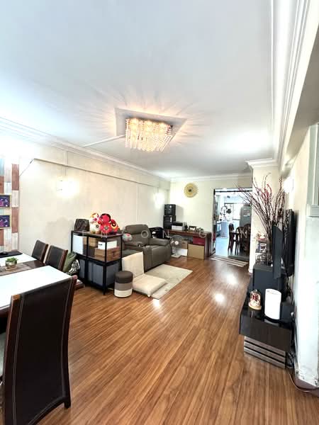 334 Clementi Avenue 2, 334 Clementi Avenue 2, 3 Bedrooms, 990 sqft, HDB Flat For Sale, by Jenson Gan, 500140646 - PropertyGuru.com.sg