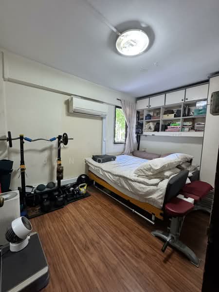 334 Clementi Avenue 2, 334 Clementi Avenue 2, 3 Bedrooms, 990 sqft, HDB Flat For Sale, by Jenson Gan, 500140646 - PropertyGuru.com.sg