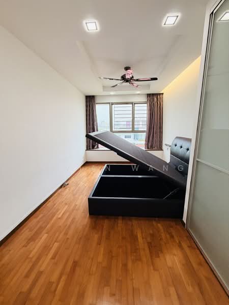 The Calrose, 511 Yio Chu Kang Road, 3 Bedrooms, 2,153 sqft, Condominium For Rent, by Vivian Wang, 500140675 - Bedroom - PropertyGuru.com.sg