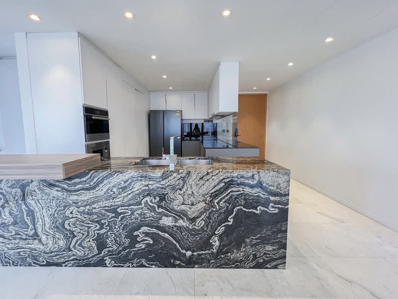 The Viridian, 6 Jalan Ampas, 3 Bedrooms, 3,326 sqft, Condominium For Sale, by Crystal Ho, 500140685 - Kitchen - PropertyGuru.com.sg
