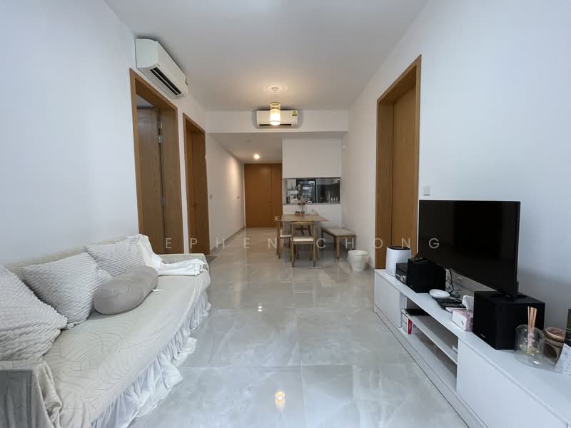 Penrose, 22 Sims Drive, 2 Bedrooms, 700 sqft, Condominium For Sale, by Stephen Chong, 500140695 - Living Room - PropertyGuru.com.sg