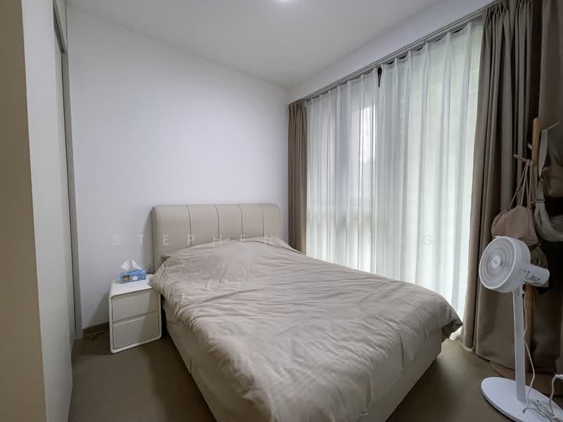 Penrose, 22 Sims Drive, 2 Bedrooms, 700 sqft, Condominium For Sale, by Stephen Chong, 500140695 - Master Bedroom - PropertyGuru.com.sg