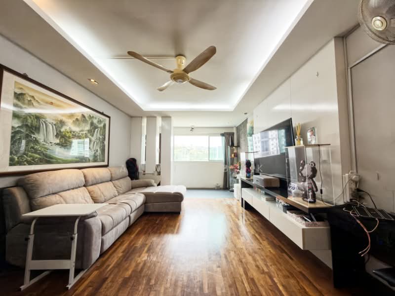 250 Bukit Batok East Avenue 5, 250 Bukit Batok East Avenue 5, 3 Bedrooms, 1,109 sqft, HDB Flat For Sale, by Alvin Bek, 500140702 - Living Room - PropertyGuru.com.sg