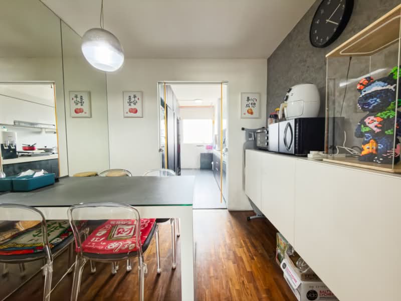 250 Bukit Batok East Avenue 5, 250 Bukit Batok East Avenue 5, 3 Bedrooms, 1,109 sqft, HDB Flat For Sale, by Alvin Bek, 500140702 - Kitchen - PropertyGuru.com.sg