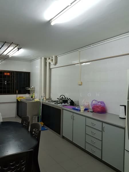 274 Tampines Street 22, 274 Tampines Street 22, 2 Bedrooms, 785 sqft, HDB Flat For Rent, by Shalyn Loh, 500140714 - Kitchen - PropertyGuru.com.sg