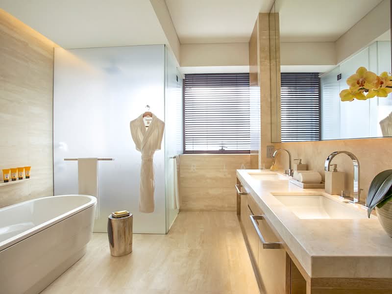 Prestigious apartment available, 5 minutes’ walk to Orchard Rd, , 4 Bedrooms, 3,531 sqft, Apartment For Rent, by Homer Lau, 500140718 - Bathroom - PropertyGuru.com.sg