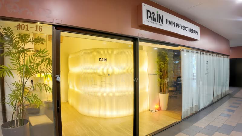 Furama Hotel, Eu Tong Sen Street, Chinatown / Tanjong Pagar, 236 sqft, Mall Shop For Rent, by Stella Law 罗宝儿, 500140722 - Interior - CommercialGuru.com.sg