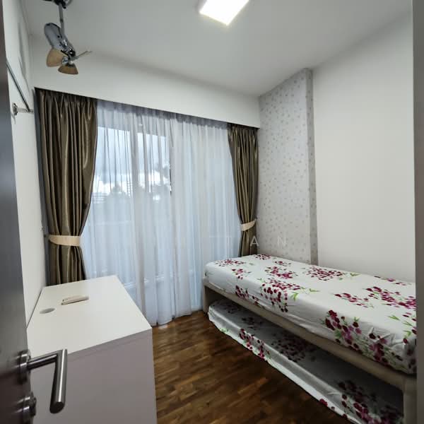 1 Canberra, 7 Canberra Drive, 3 Bedrooms, 1,044 sqft, Executive Condominium For Rent, by Kim Tan, 500140723 - Bedroom - PropertyGuru.com.sg