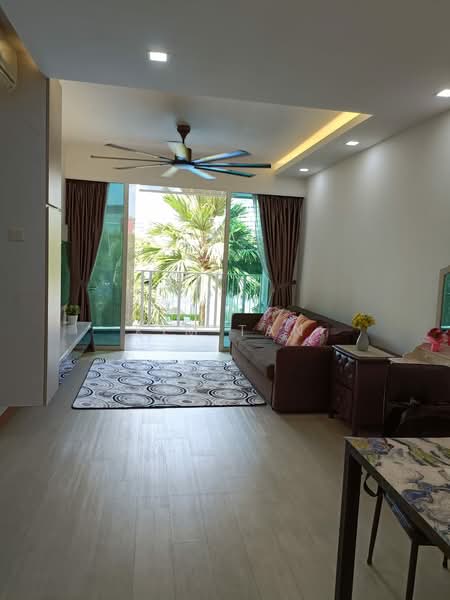 1 Canberra, 7 Canberra Drive, 3 Bedrooms, 1,044 sqft, Executive Condominium For Rent, by Kim Tan, 500140723 - Living Room - PropertyGuru.com.sg