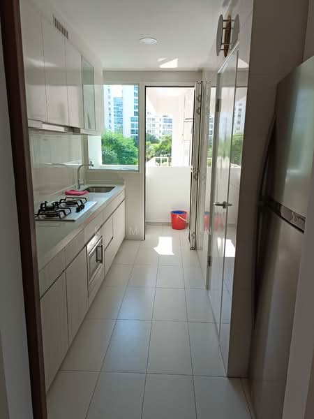 1 Canberra, 7 Canberra Drive, 3 Bedrooms, 1,044 sqft, Executive Condominium For Rent, by Kim Tan, 500140723 - Kitchen - PropertyGuru.com.sg