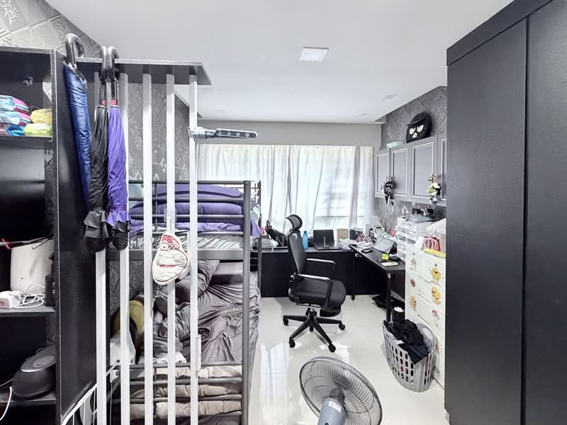 612B Punggol Drive, 612B Punggol Drive, 3 Bedrooms, 1,001 sqft, HDB Flat For Sale, by Bjorn Lim, 500140738 - Bedroom - PropertyGuru.com.sg