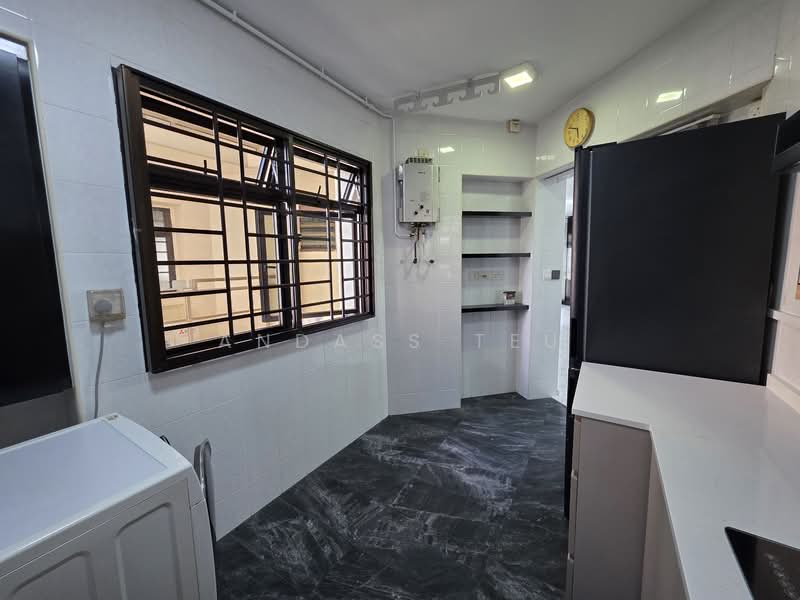 152 Rivervale Crescent, 152 Rivervale Crescent, 2 Bedrooms, 980 sqft, HDB Flat For Rent, by Andass Teu, 500140744 - Kitchen - PropertyGuru.com.sg