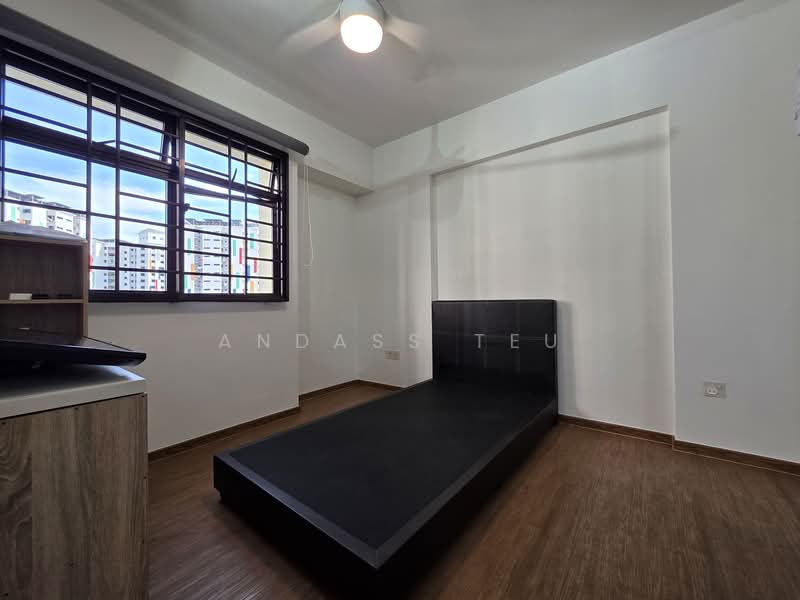 152 Rivervale Crescent, 152 Rivervale Crescent, 2 Bedrooms, 980 sqft, HDB Flat For Rent, by Andass Teu, 500140744 - Bedroom - PropertyGuru.com.sg
