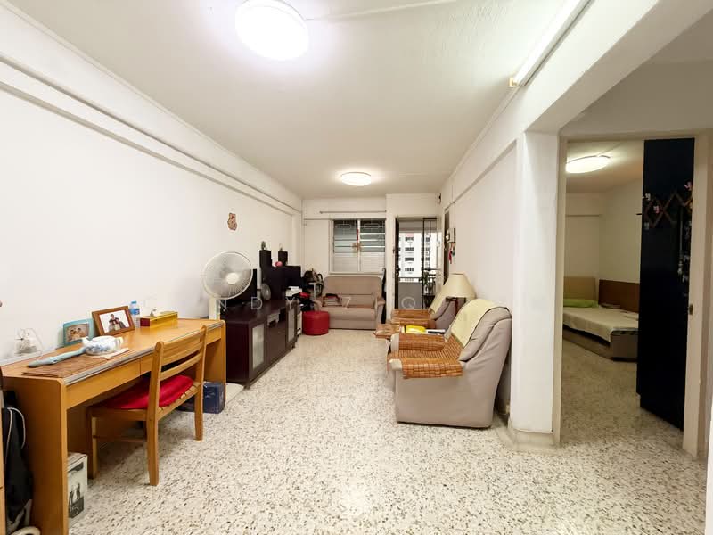 509 West Coast Drive, 509 West Coast Drive, 2 Bedrooms, 721 sqft, HDB Flat For Sale, by Candy ZiQi 紫绮, 500140747 - Living Room - PropertyGuru.com.sg