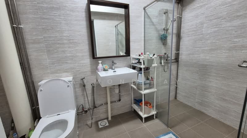 230H Tampines Street 21, 230H Tampines Street 21, Room Rental, 160 sqft, HDB Flat For Rent, by Raymond Tay, 500140763 - Bathroom - PropertyGuru.com.sg