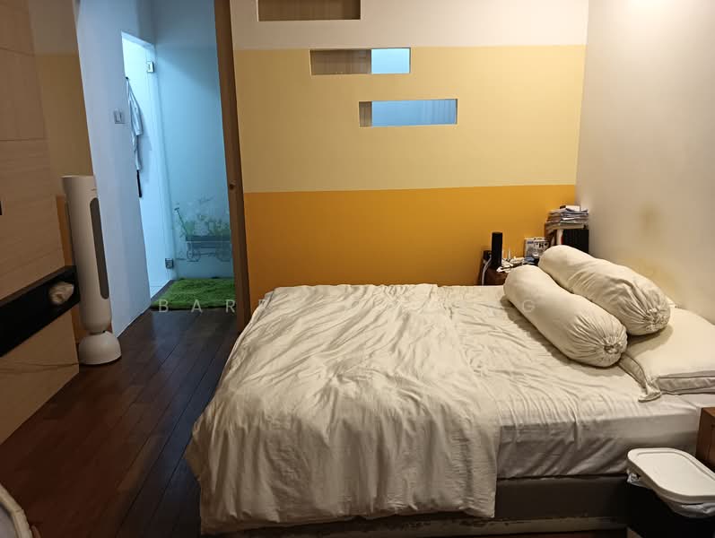 Chapel Close, , 4 Bedrooms, 1,335 sqft, Terraced House For Rent, by Barry Cheong, 500140785 - Bedroom - PropertyGuru.com.sg