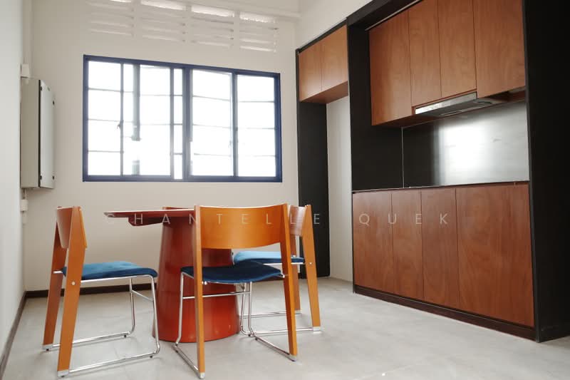 Jalan Besar, Jalan Besar Road, Room Rental, 140 sqft, Walk-up Apartment For Rent, by Chantelle Quek, 500140792 - Dining Room - PropertyGuru.com.sg