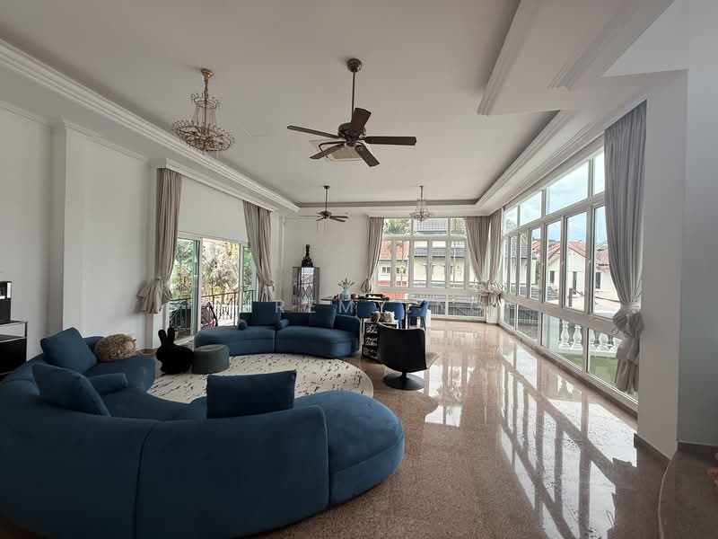 Oriole Crescent GCB <$2300PSF, , 6 Bedrooms, 6,500 sqft, Good Class Bungalow For Sale, by Jeremy Ng, 500140794 - Living Room - PropertyGuru.com.sg